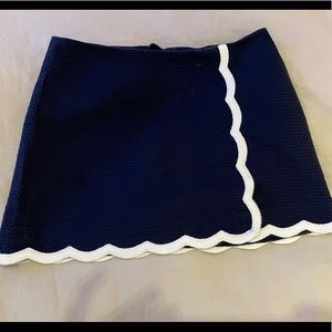 Size 4. Lilly Pulitzer skort.